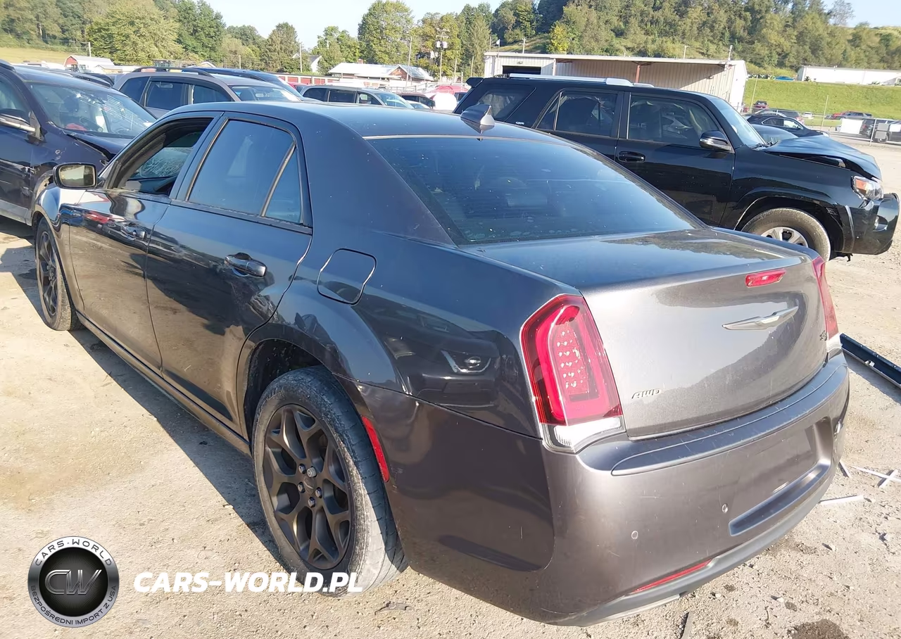 2016 Chrysler 300 300S Alloy Edition VIN:2C3CCAGG5GH304674 - 3