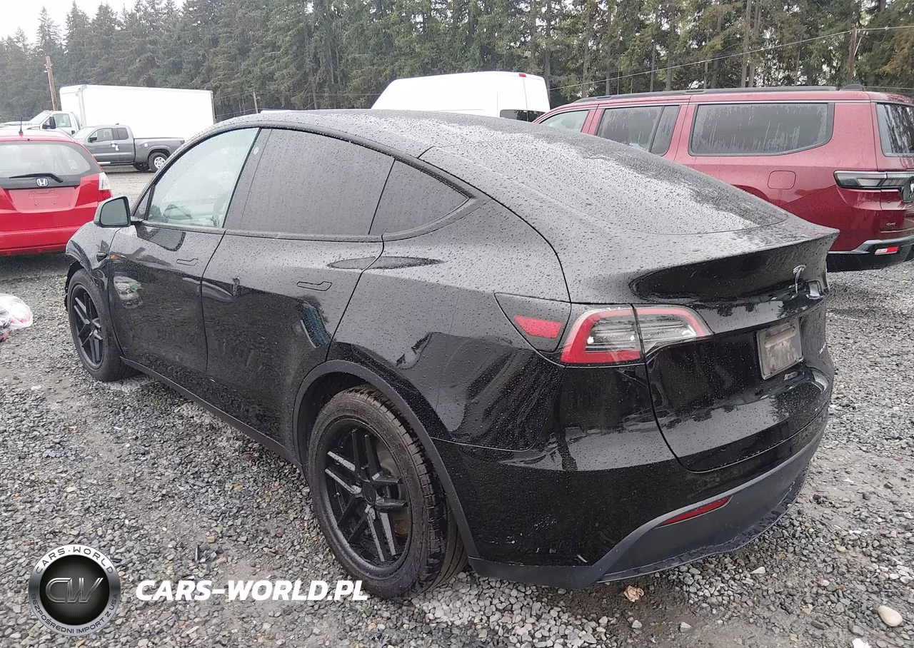 2023 Tesla Model Y Awd-Long Range Dual Motor All-Wheel Drive VIN:7SAYGAEE5PF604571 - 3