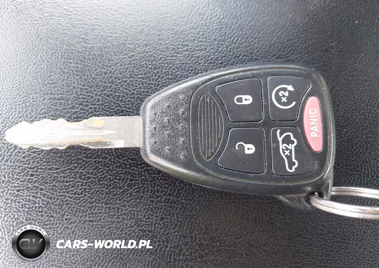 2011 Chrysler 200 Limited VIN:1C3BC2FG6BN610852 - 11