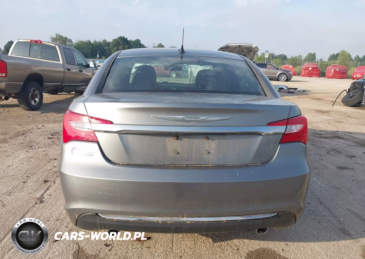 2011 Chrysler 200 Limited VIN:1C3BC2FG6BN610852 - 16