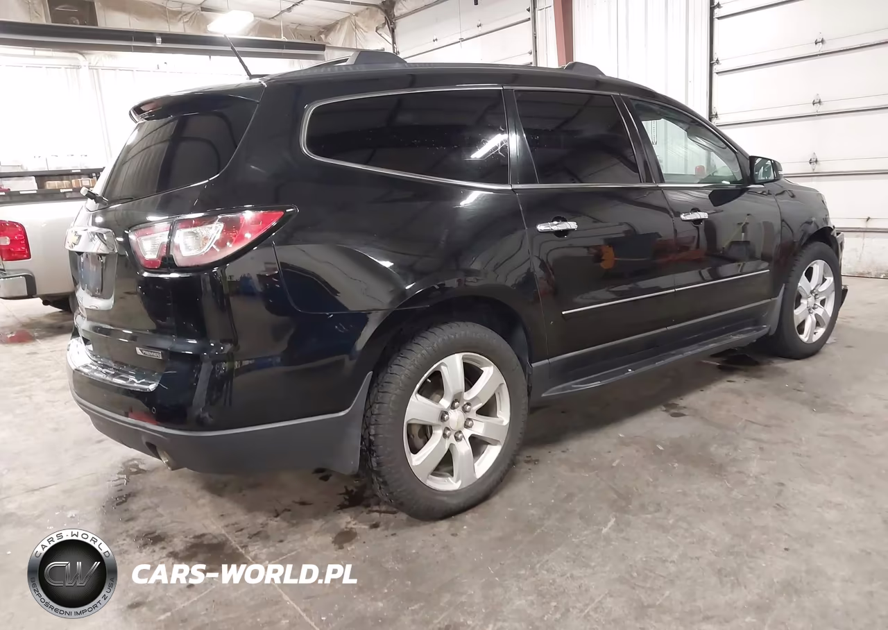 2017 Chevrolet Traverse Premier VIN:1GNKVJKD6HJ131186 - 4