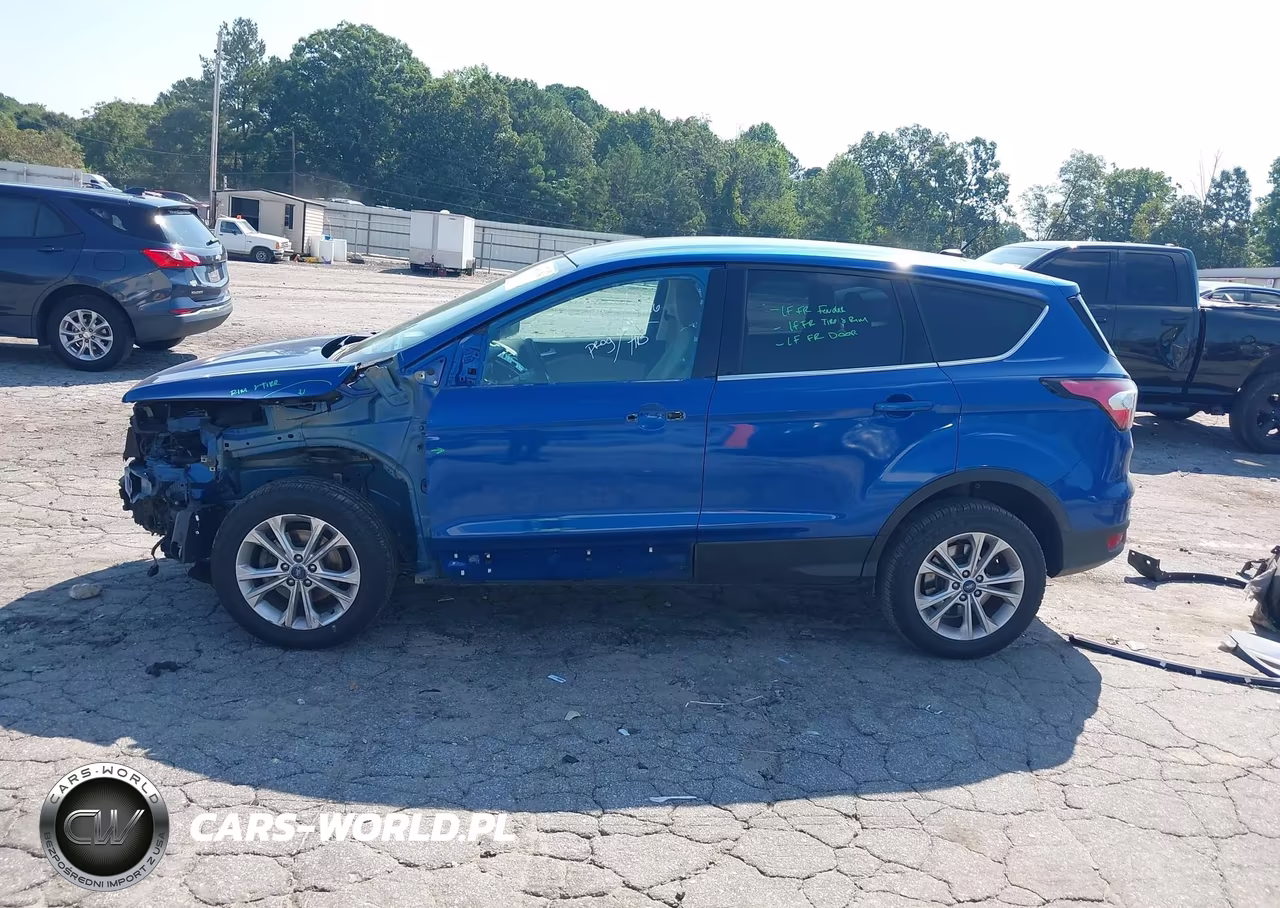 2017 Ford Escape Se VIN:1FMCU0GD8HUE56029 - 15