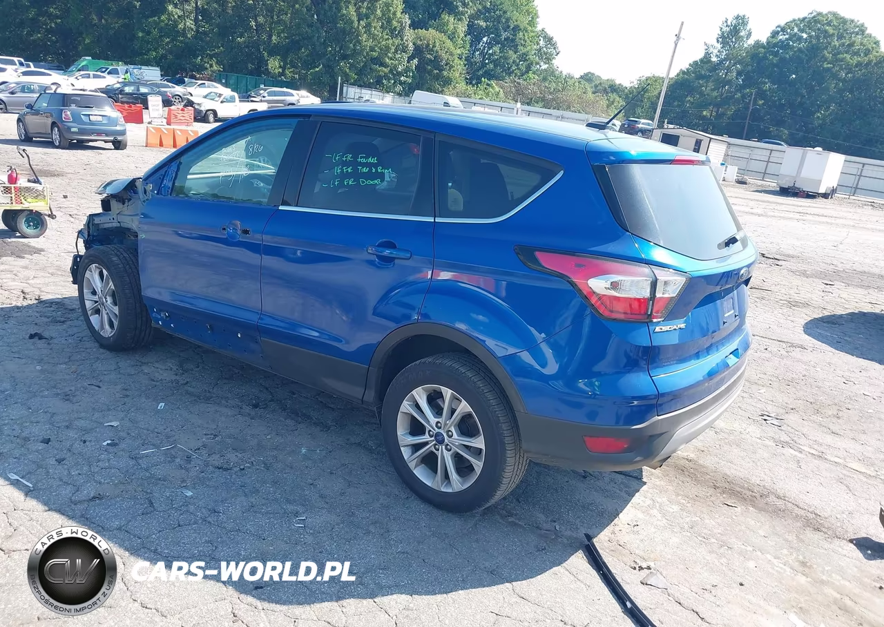 2017 Ford Escape Se VIN:1FMCU0GD8HUE56029 - 3