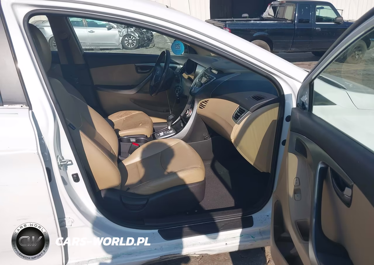 2012 Hyundai Elantra Limited VIN:5NPDH4AE9CH117188 - 5