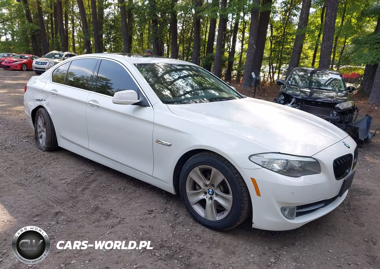 2012 BMW 528I