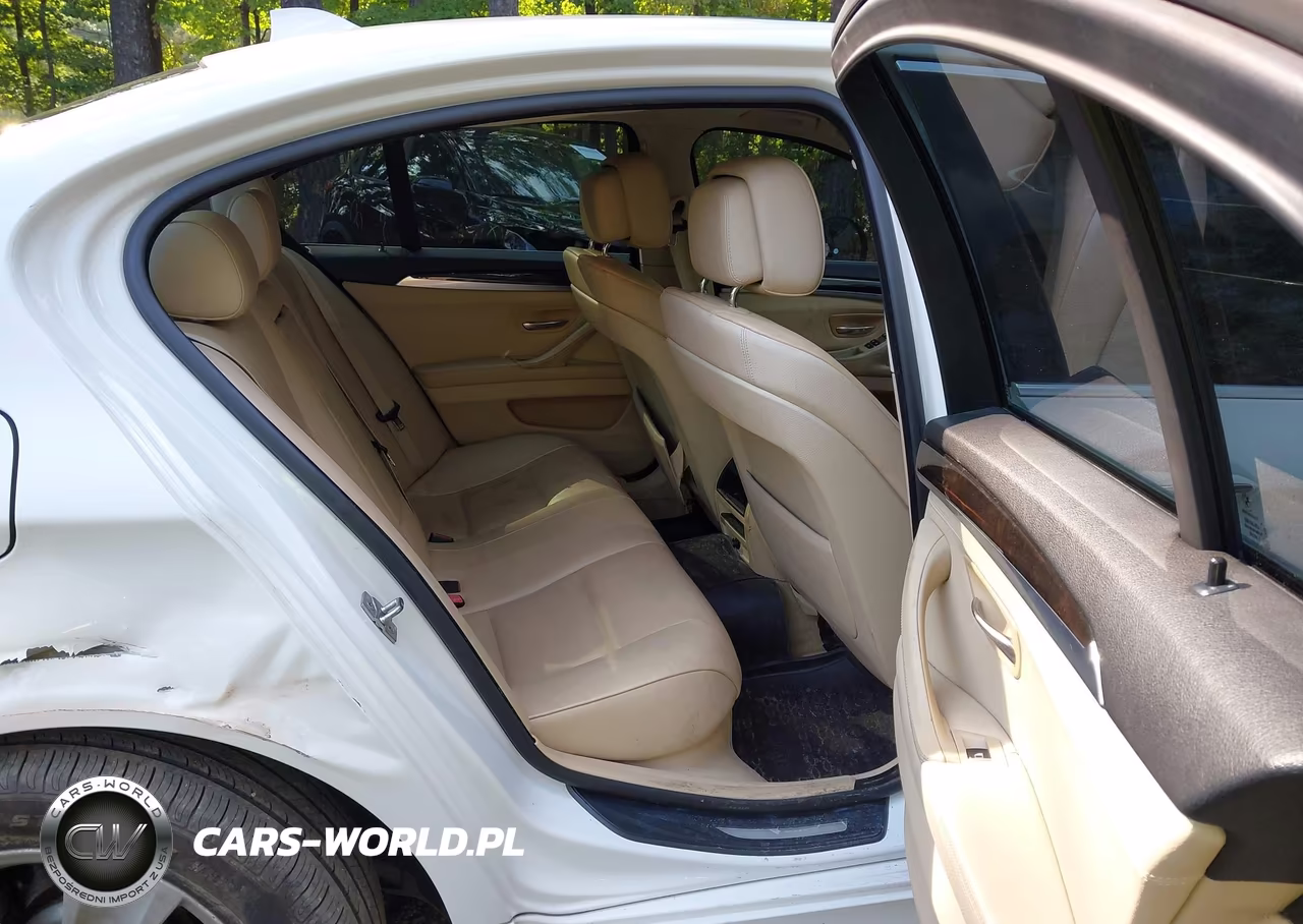 2012 BMW 528I VIN:WBAXG5C52CDX01633 - 8