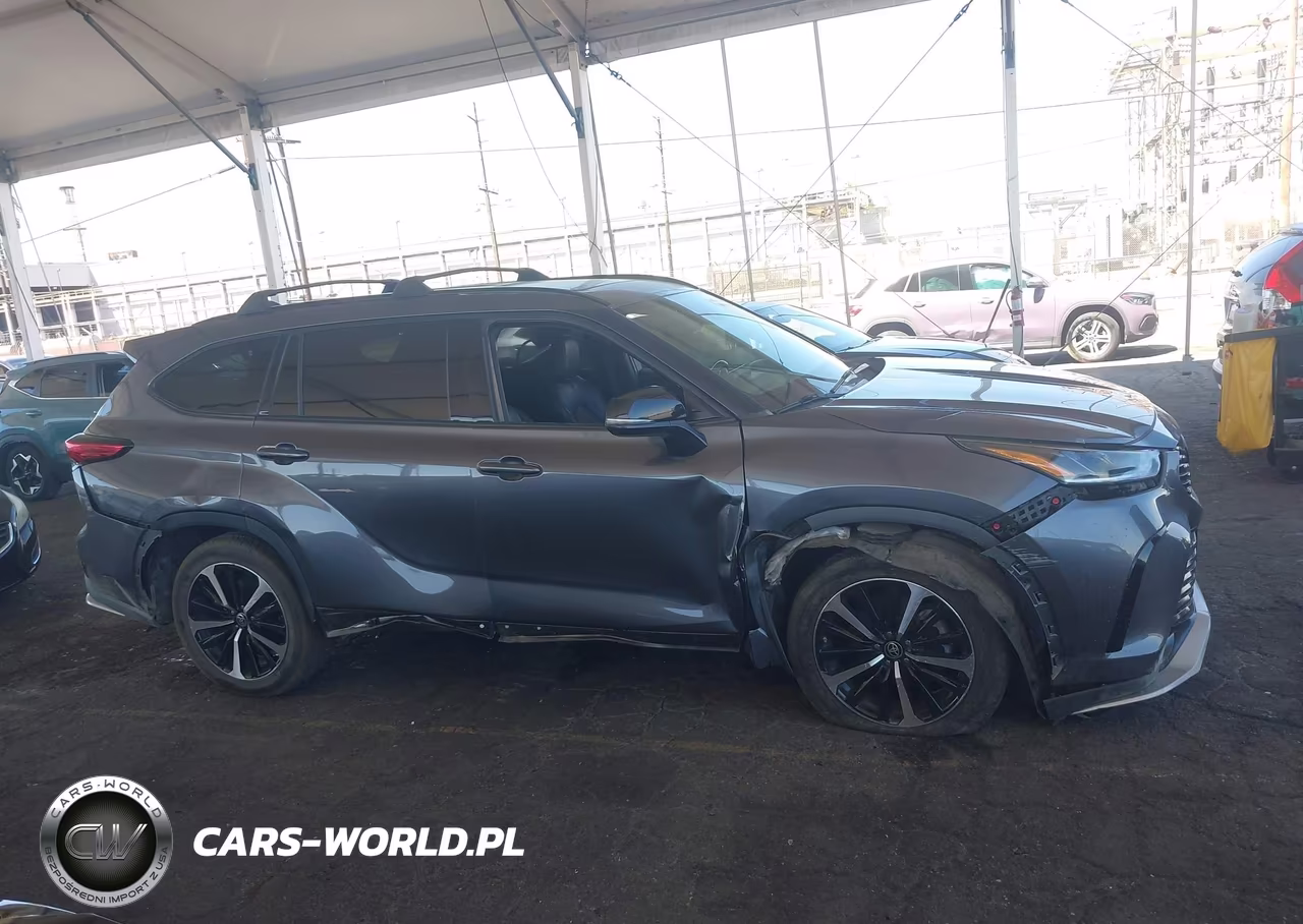 2022 Toyota Highlander Xse VIN:5TDJZRAH2NS111690 - 14