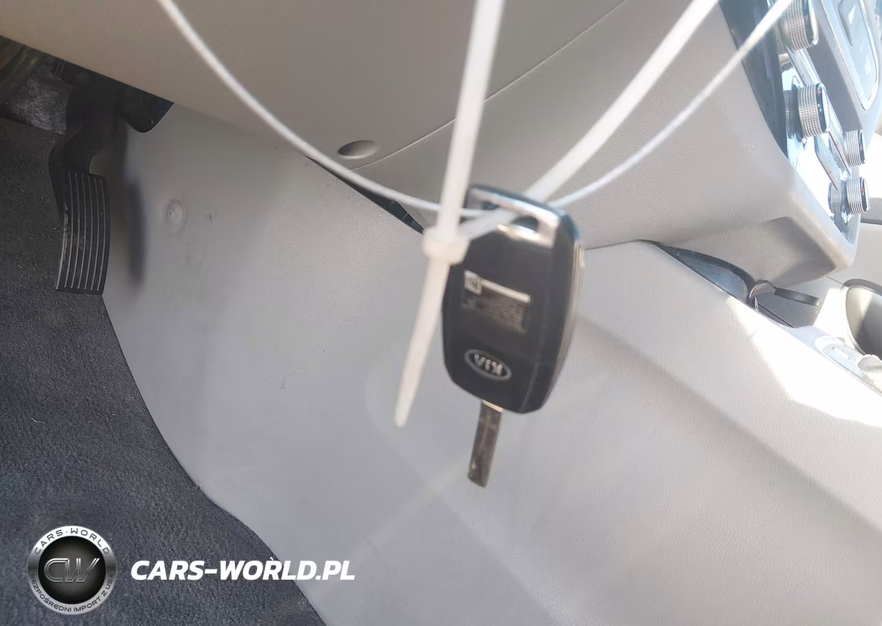 2015 Kia Sedona L VIN:KNDMA5C10F6026300 - 11