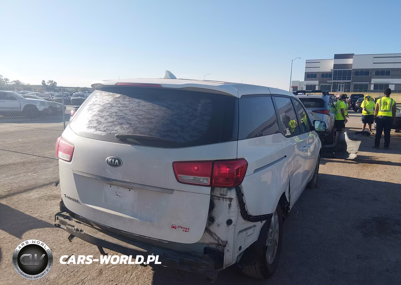 2015 Kia Sedona L VIN:KNDMA5C10F6026300 - 4