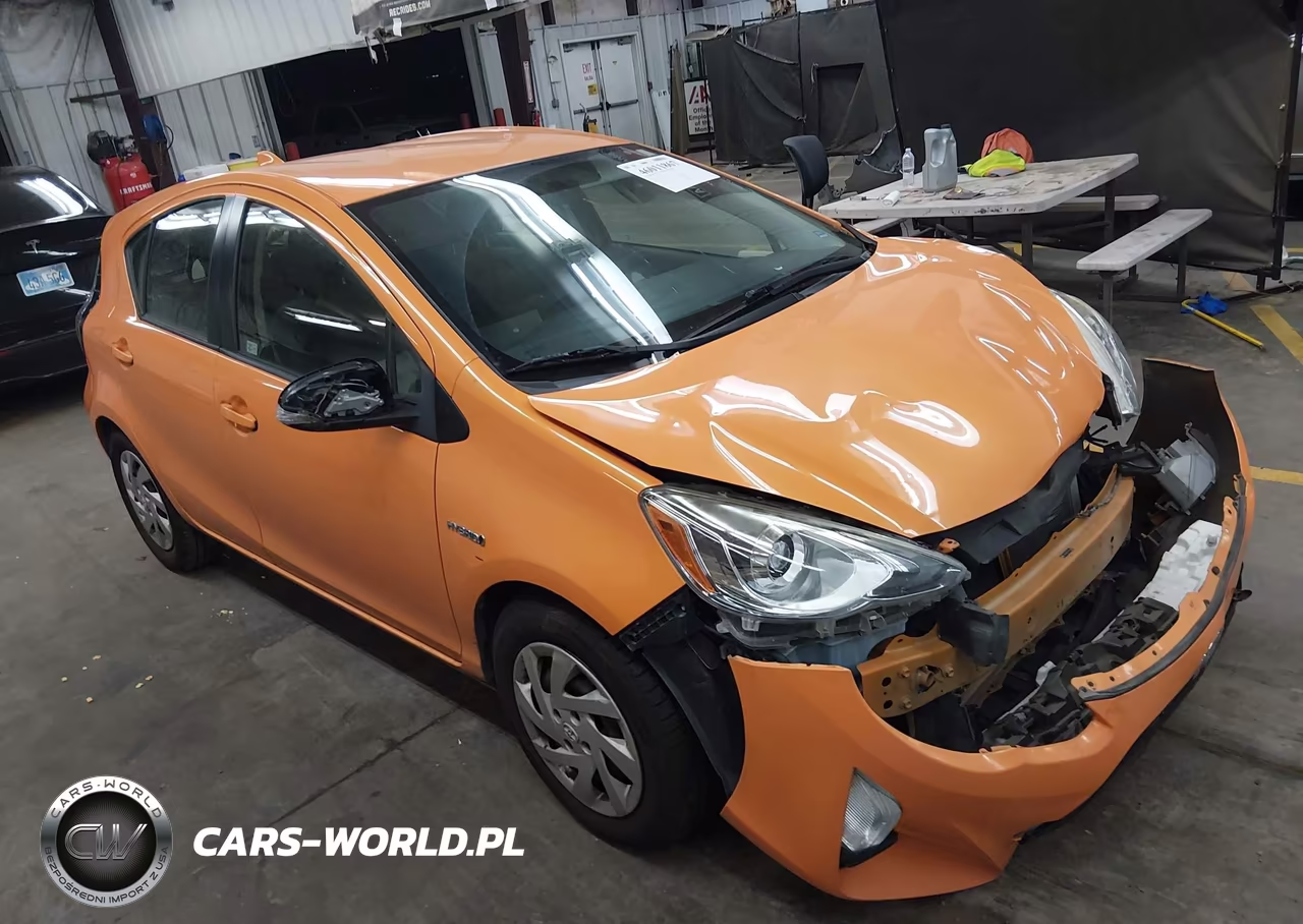 2015 Toyota Prius C Two