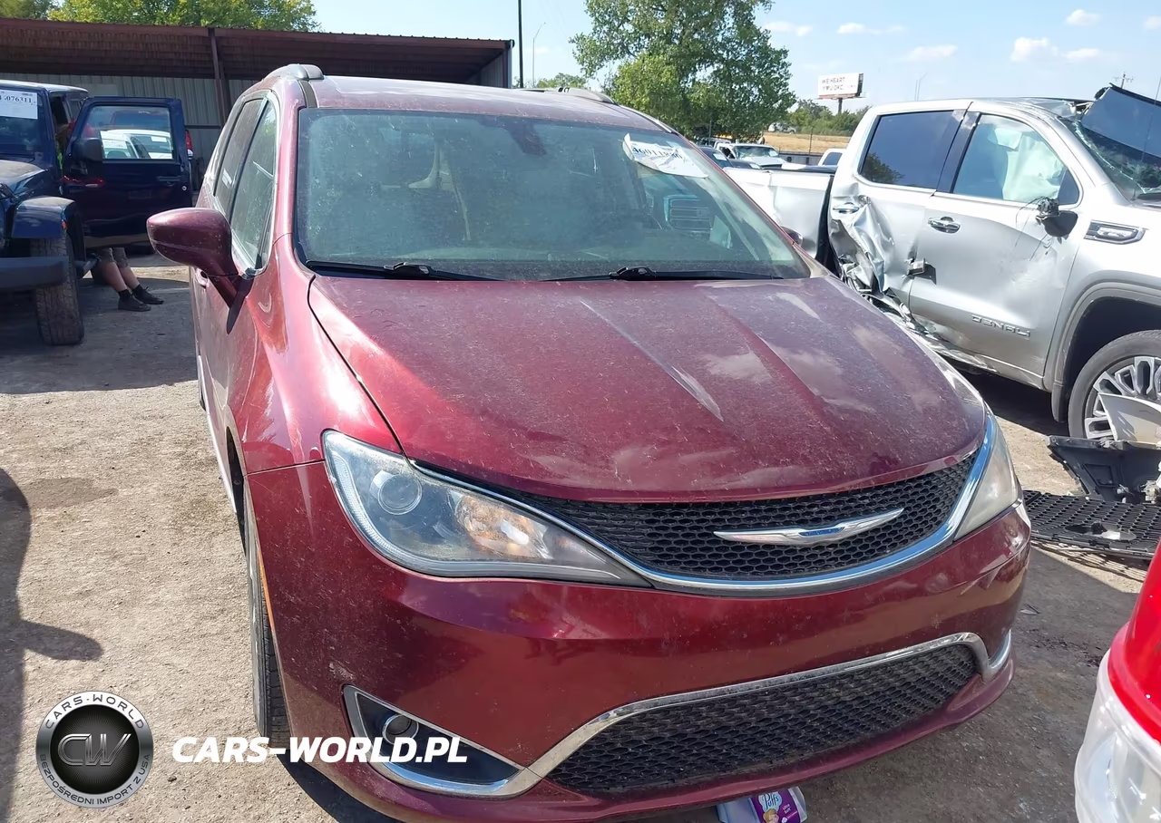 2017 Chrysler Pacifica Touring-L VIN:2C4RC1BG7HR734649 - 12