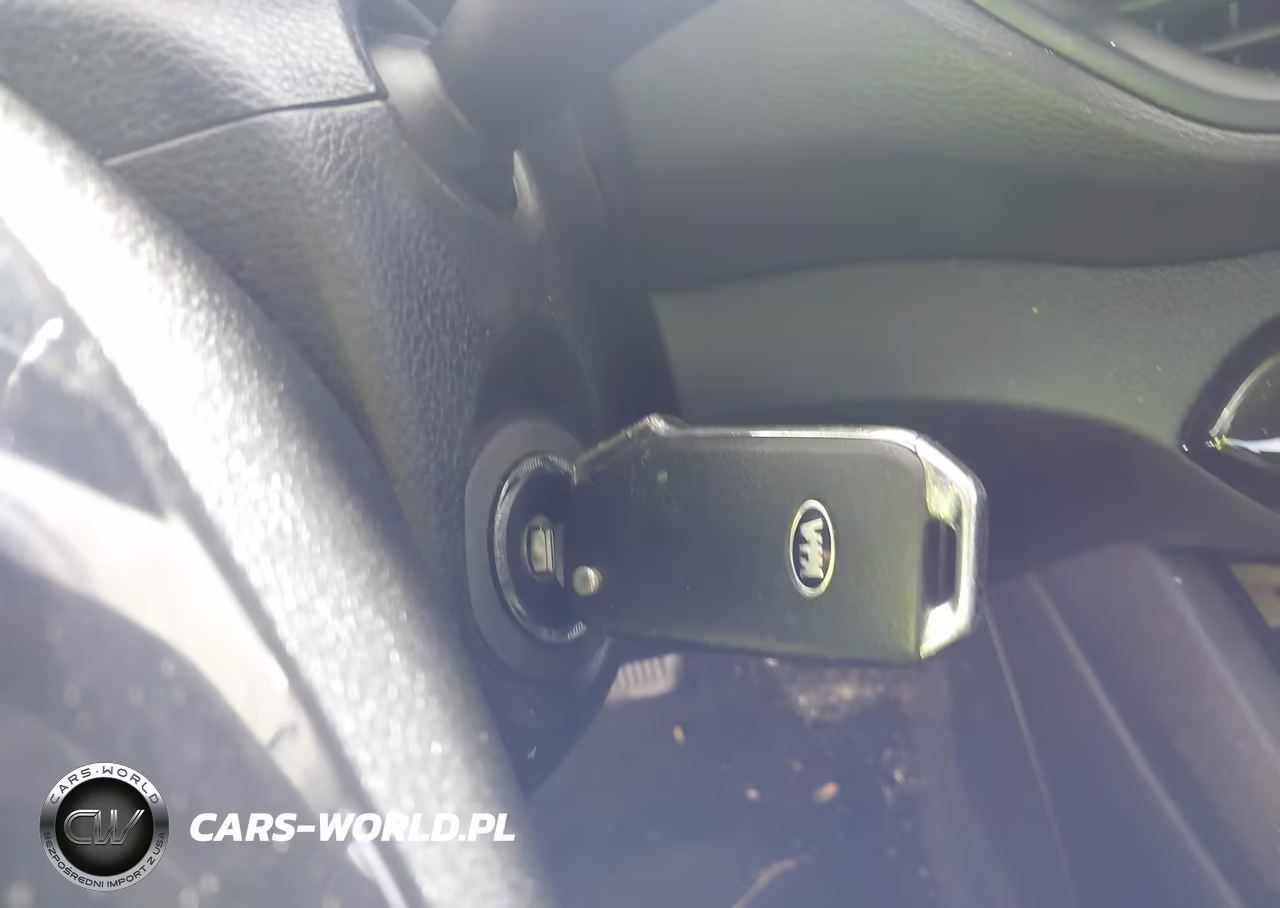 2019 Kia Forte Lxs VIN:3KPF24AD5KE125440 - 11