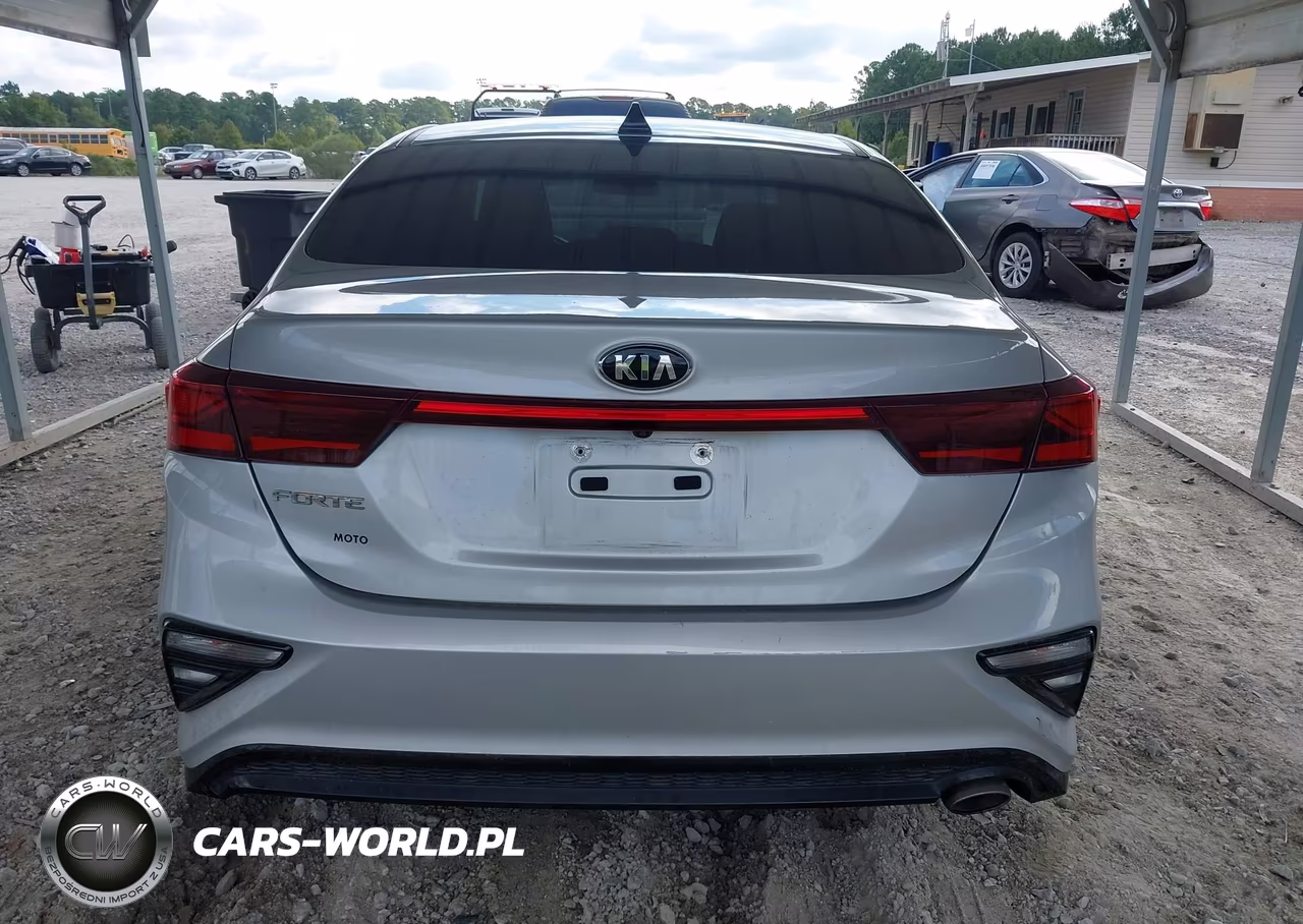 2019 Kia Forte Lxs VIN:3KPF24AD5KE125440 - 16
