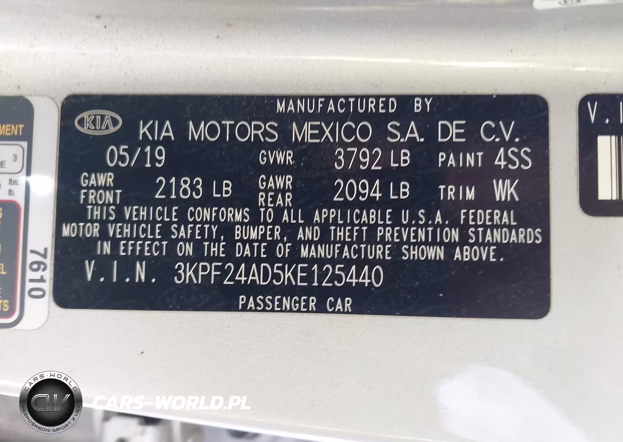 2019 Kia Forte Lxs VIN:3KPF24AD5KE125440 - 9