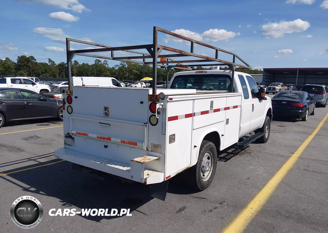 2012 Ford F-350 Chassis Xl VIN:1FD8X3F63CEA26090 - 4