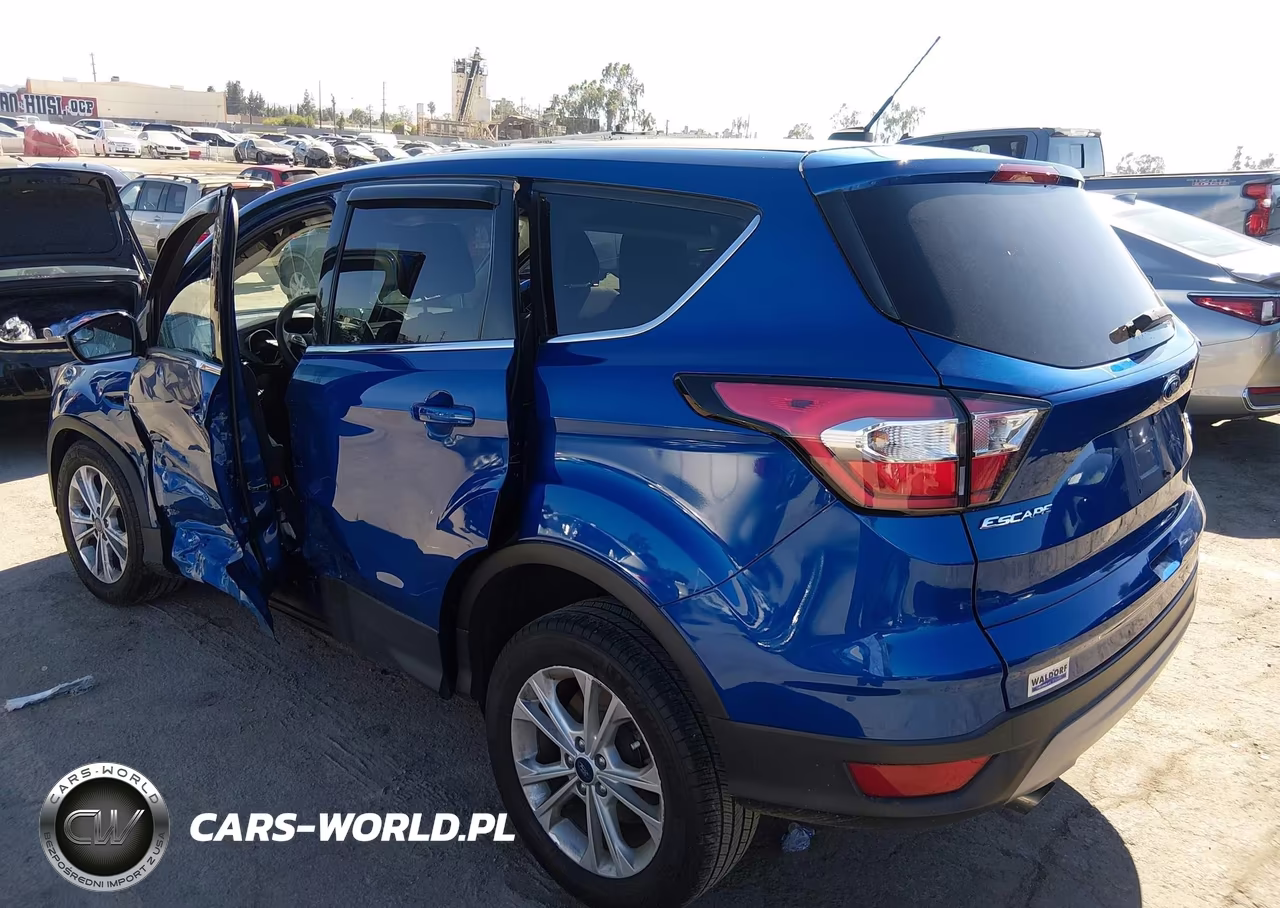 2017 Ford Escape Se VIN:1FMCU0GD1HUE02314 - 3