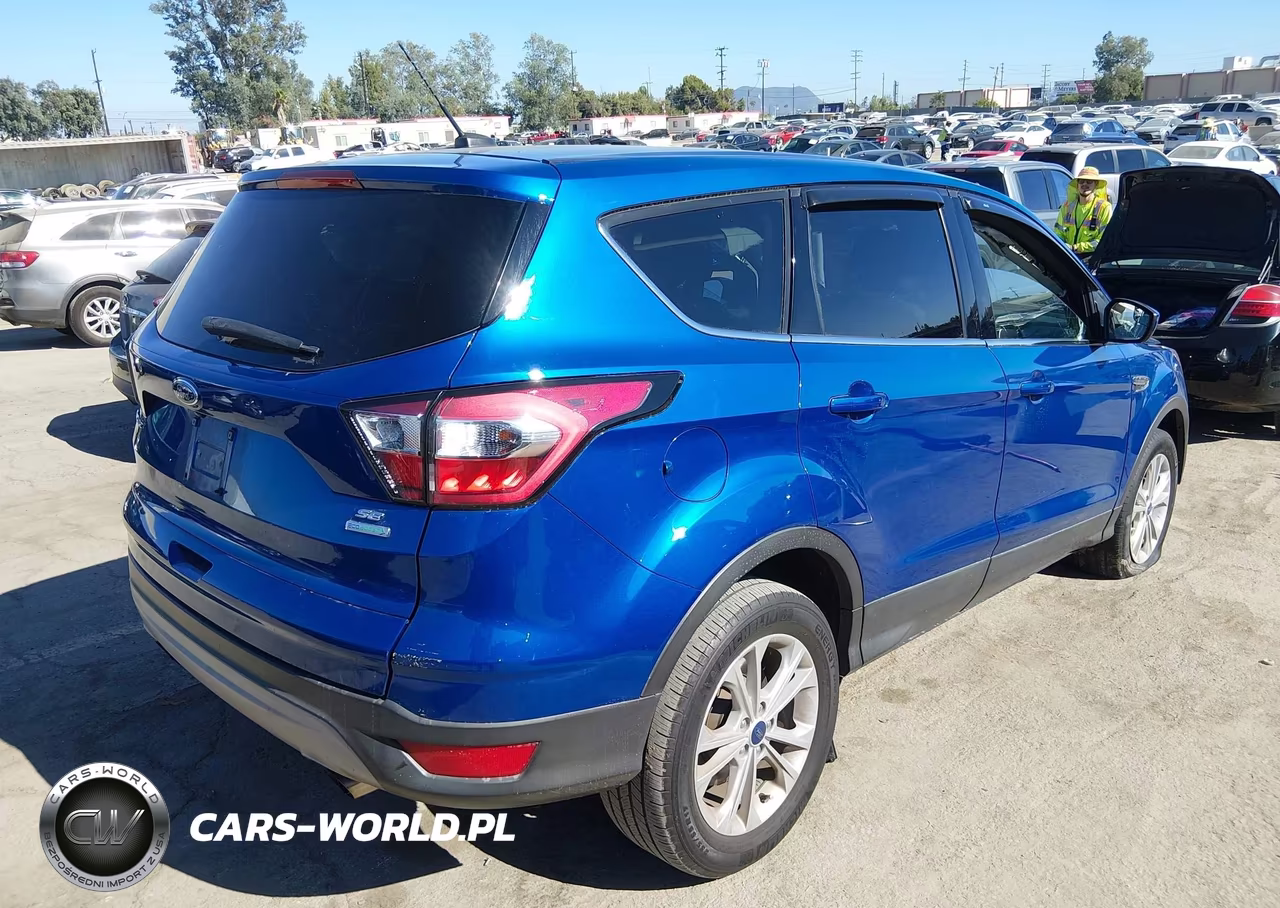 2017 Ford Escape Se VIN:1FMCU0GD1HUE02314 - 4