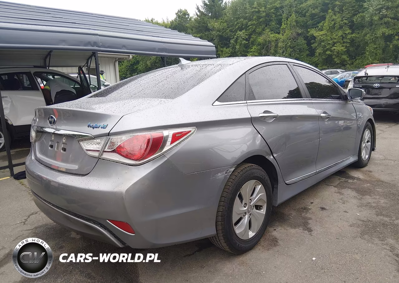 2015 Hyundai Sonata Hybrid VIN:KMHEC4A4XFA139279 - 4