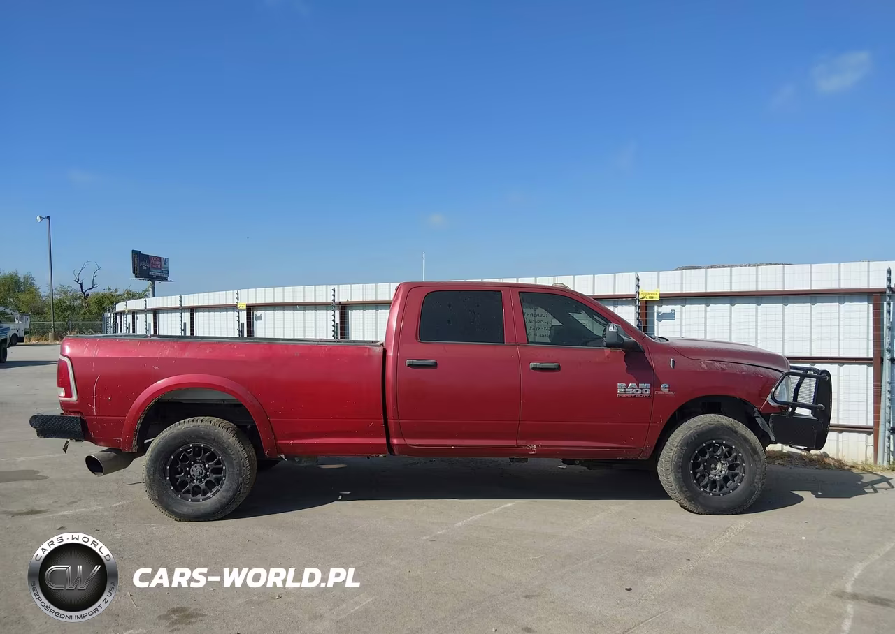 2015 Ram 2500 Tradesman VIN:3C6UR5HLXFG679614 - 13