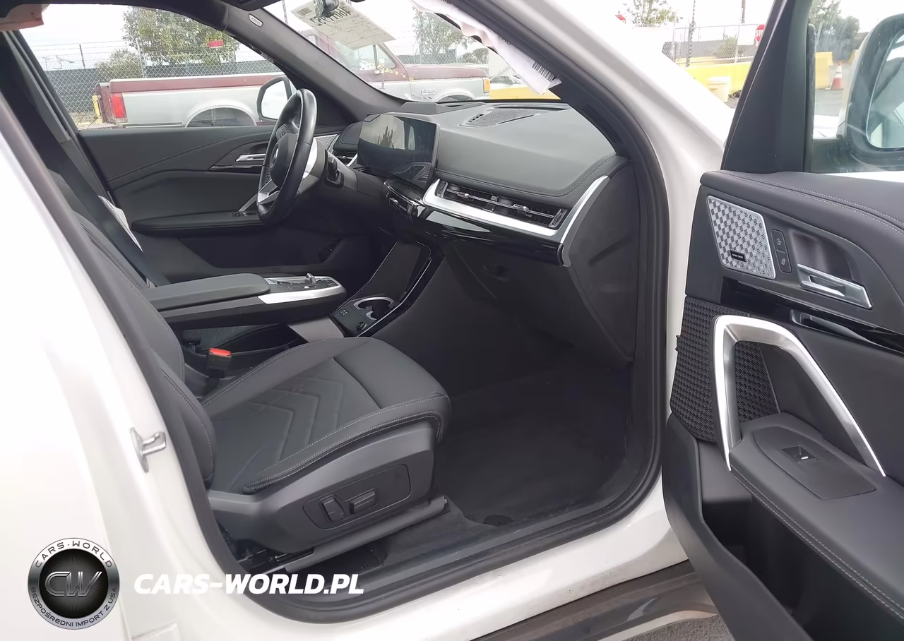 2023 BMW X1 xDrive28I VIN:WBX73EF07P5X76426 - 5
