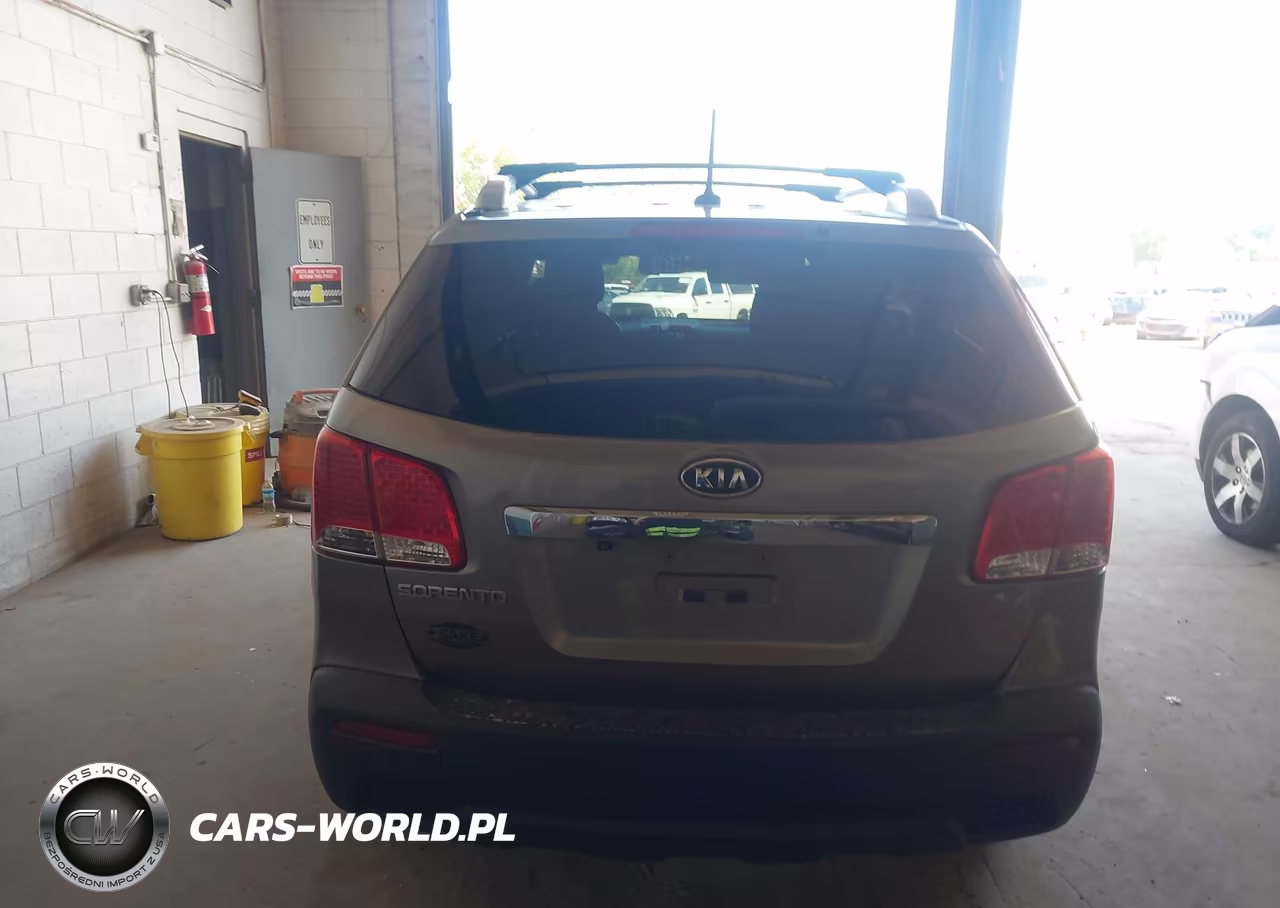 2012 Kia Sorento Lx V6 VIN:5XYKT4A26CG196550 - 15