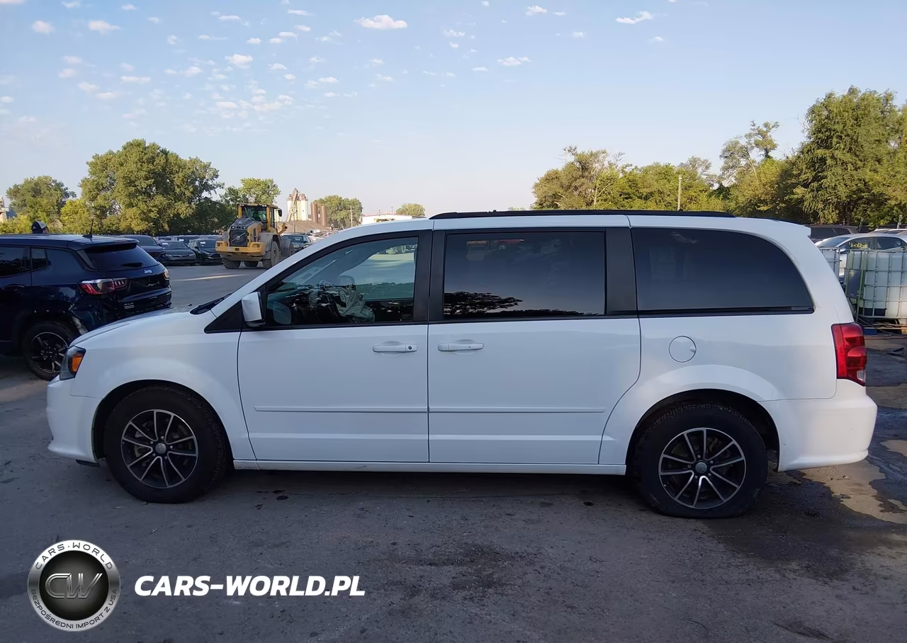 2017 Dodge Grand Caravan Gt VIN:2C4RDGEG0HR825595 - 14