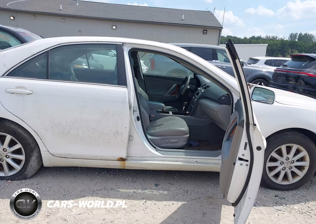 2010 Toyota Camry Xle VIN:4T4BF3EK3AR049062 - 5
