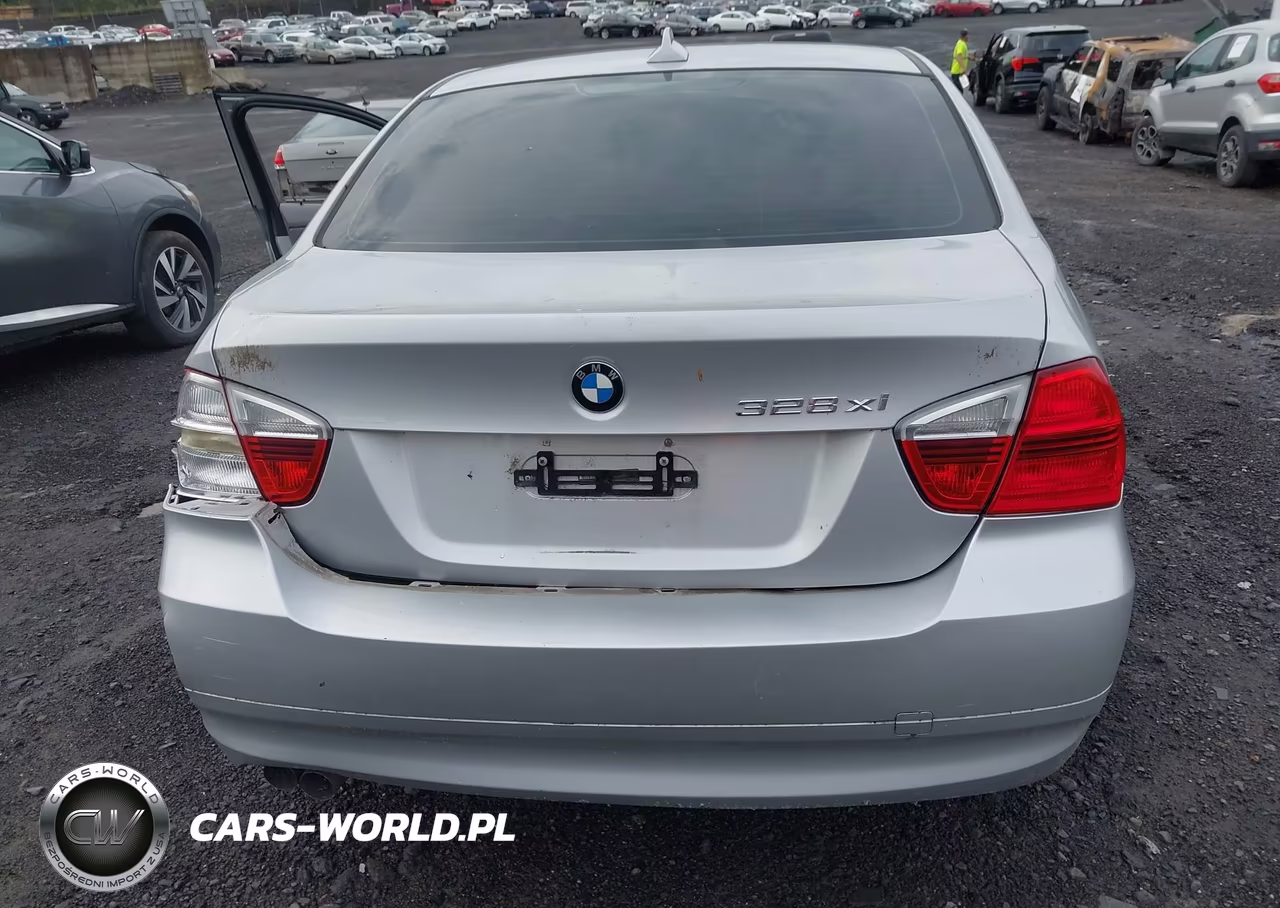 2007 BMW 328Xi VIN:WBAVC93537KX56944 - 6