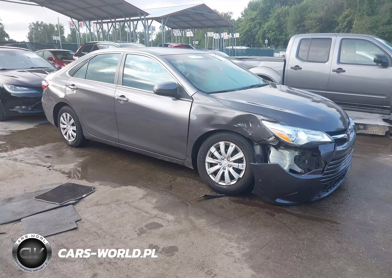 2015 Toyota Camry Le