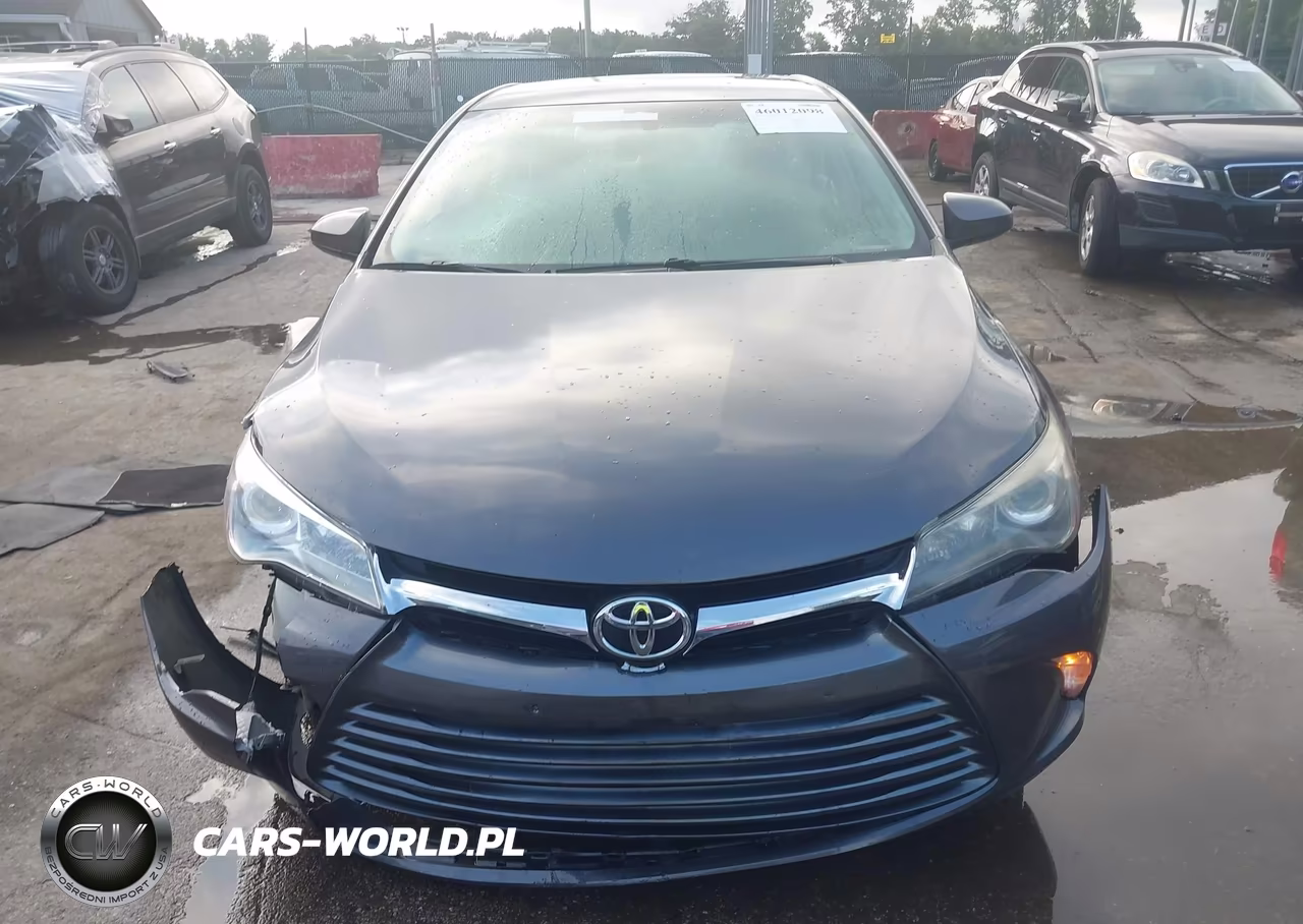 2015 Toyota Camry Le VIN:4T1BF1FK5FU985513 - 12
