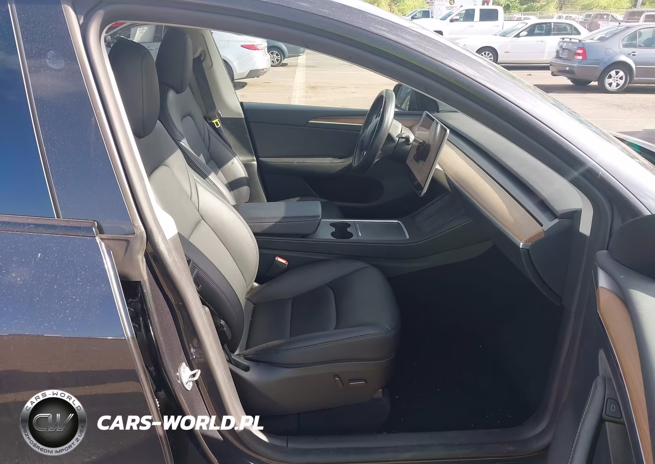 2024 Tesla Model Y Long Range Single Motor Rear-Wheel Drive-Rwd VIN:7SAYGDEDXRF016368 - 5