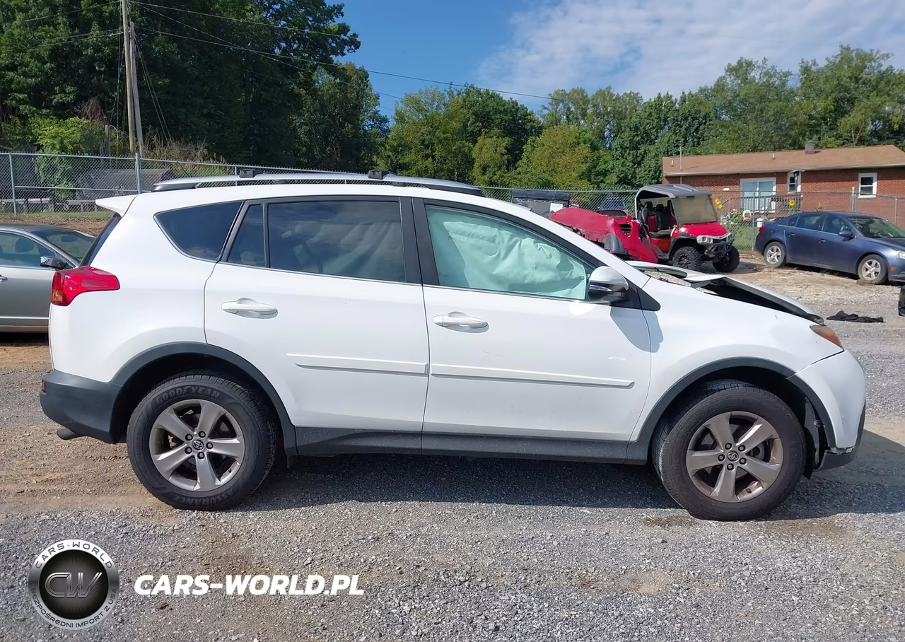 2015 Toyota Rav4 Xle VIN:2T3RFREV0FW299136 - 13