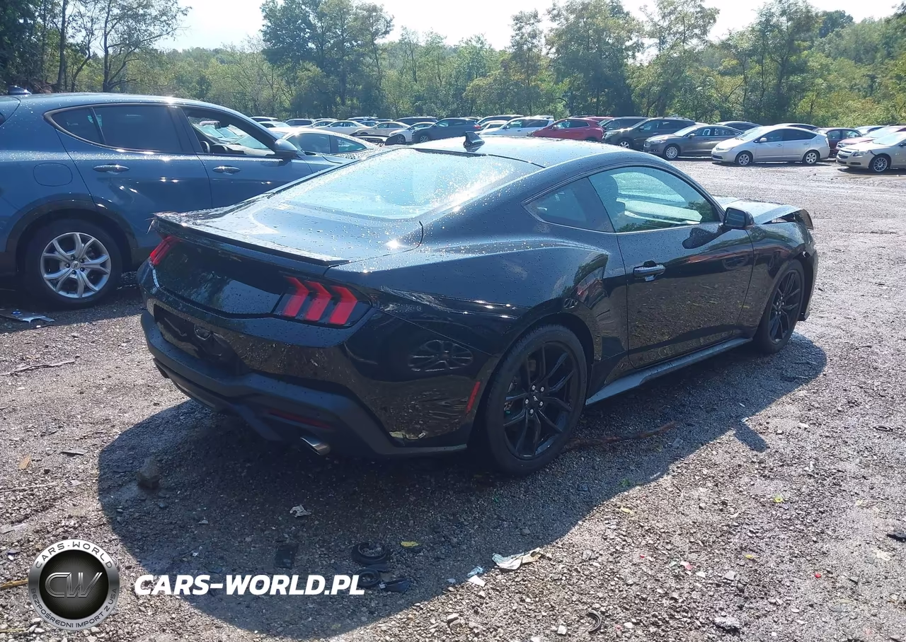 2025 Ford Mustang Ecoboost Premium Fastback VIN:1FA6P8TH2S5125261 - 4