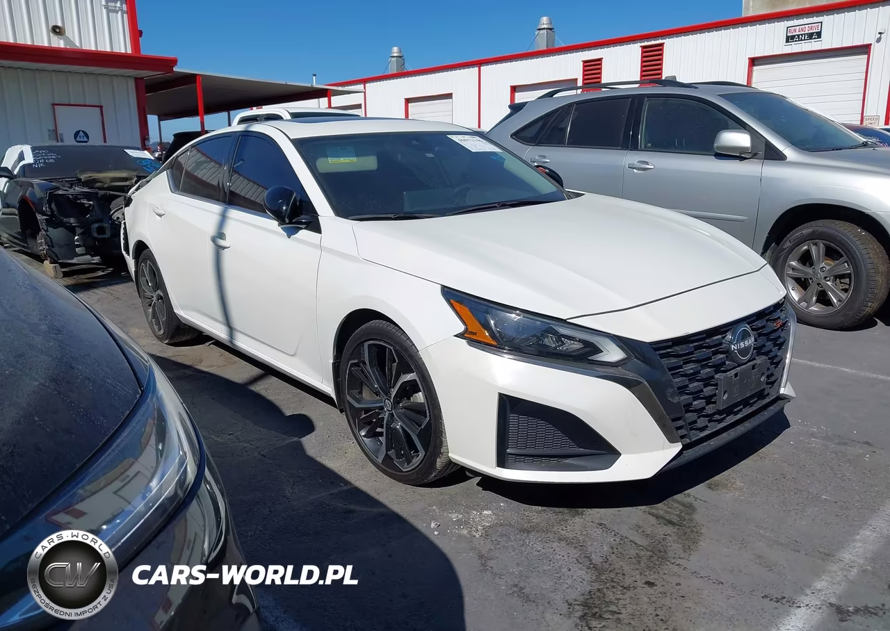 2024 Nissan Altima Sr Fwd