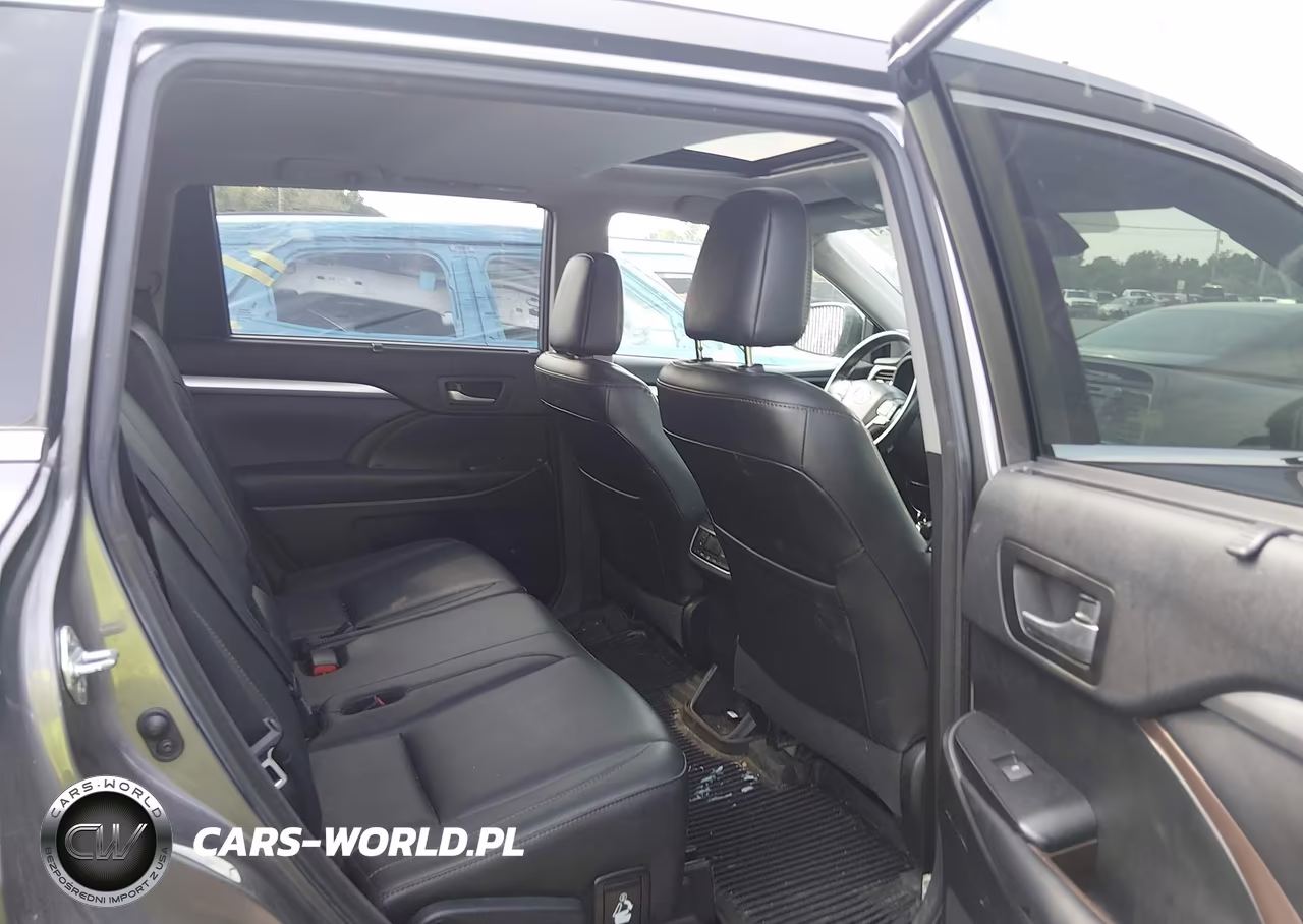 2018 Toyota Highlander Xle VIN:5TDJZRFH0JS534321 - 8
