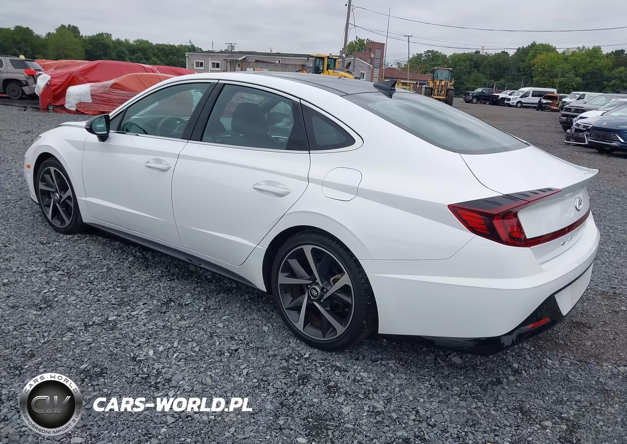 2023 Hyundai Sonata Sel Plus VIN:KMHL44J27PA327083 - 3