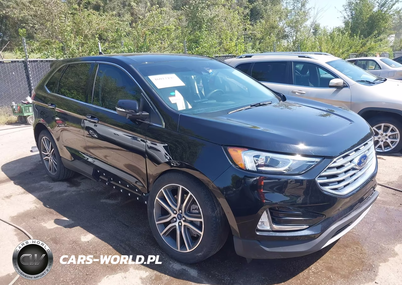 2021 Ford Edge Titanium