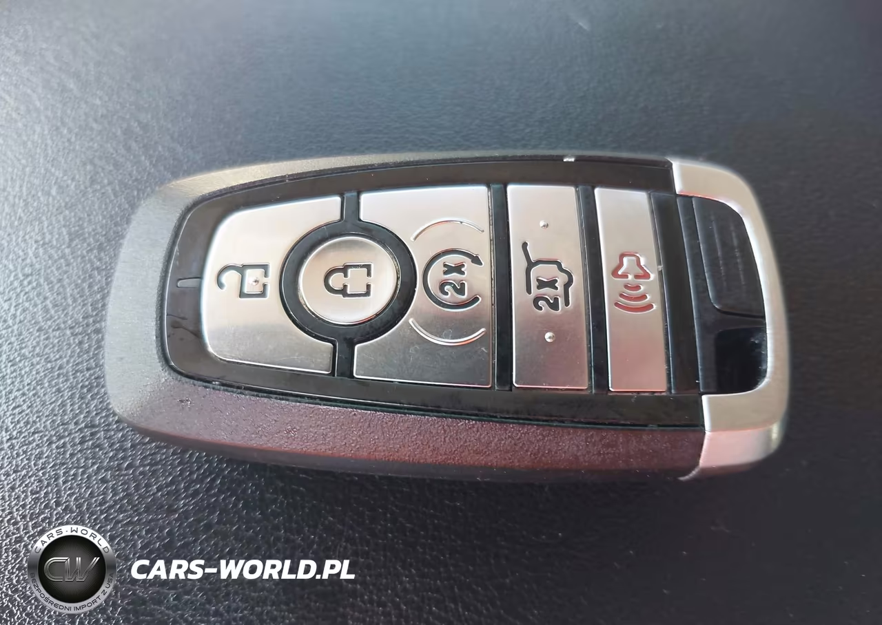 2021 Ford Edge Titanium VIN:2FMPK3K92MBA22121 - 11