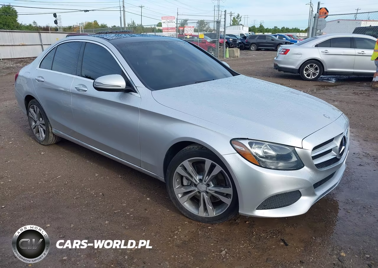2016 Mercedes-Benz C 300 Luxury 4Matic – zdjęcie 1 z 16