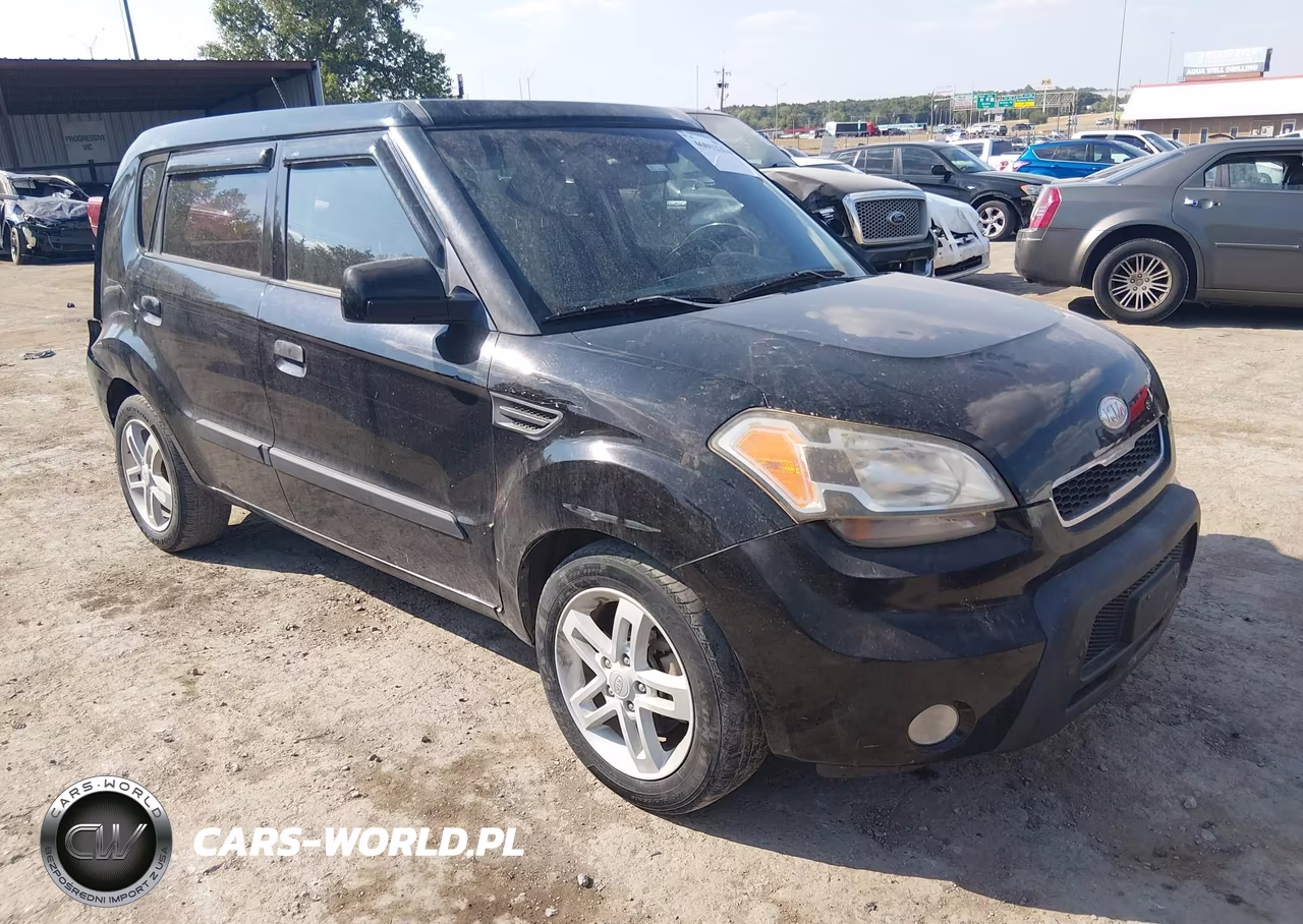 2010 Kia Soul +