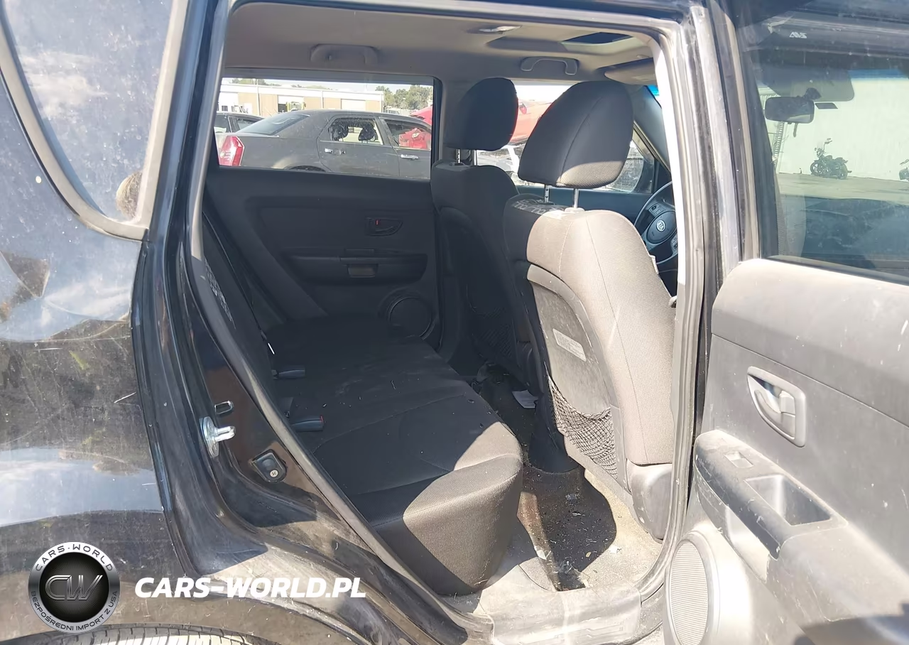 2010 Kia Soul + VIN:KNDJT2A24A7043711 - 8