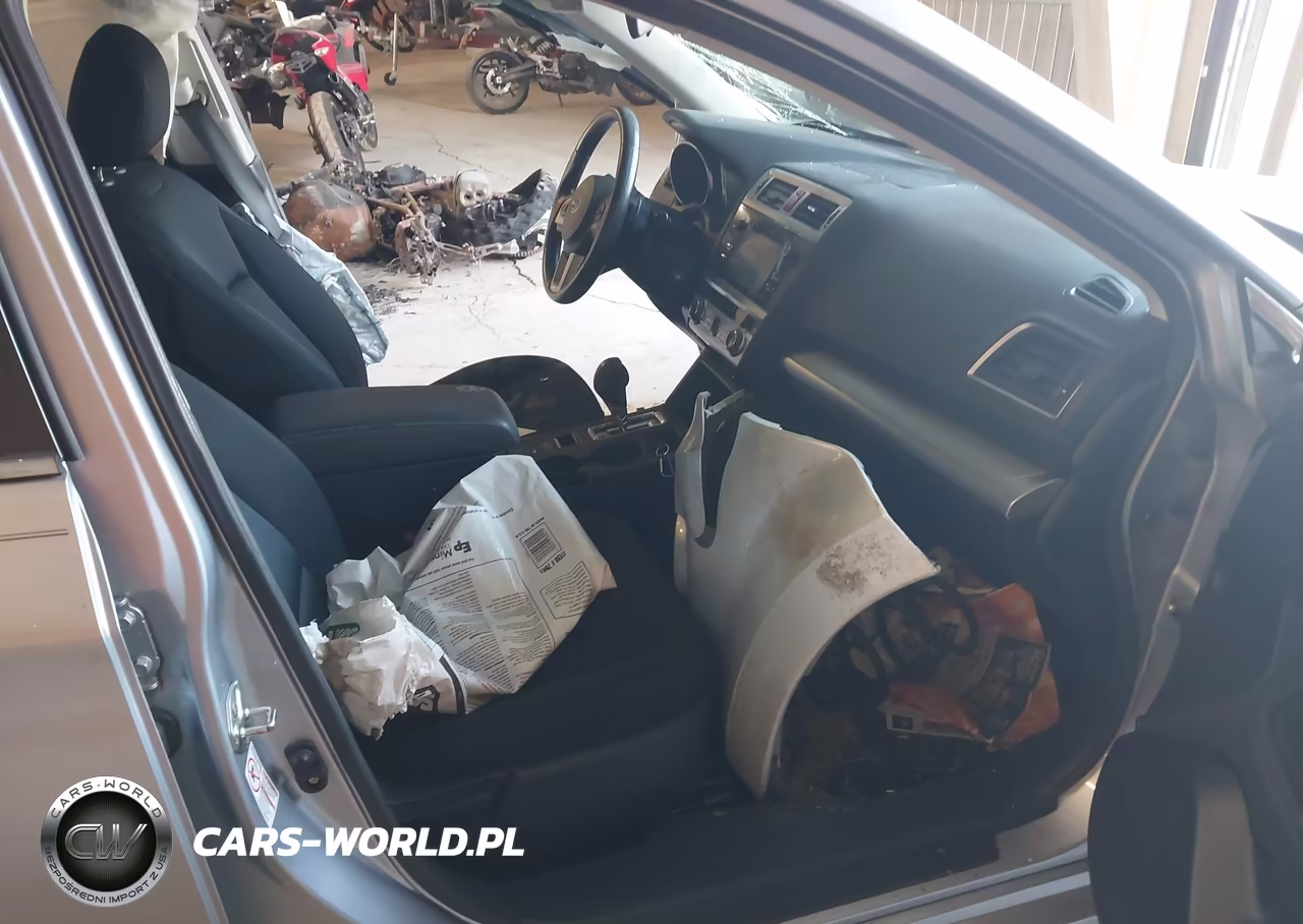 2015 Subaru Legacy 2.5I Premium VIN:4S3BNAC6XF3068894 - 5