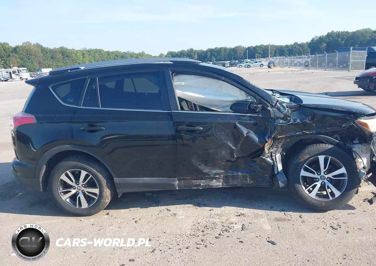 2018 Toyota Rav4 Xle VIN:2T3WFREV8JW408650 - 13