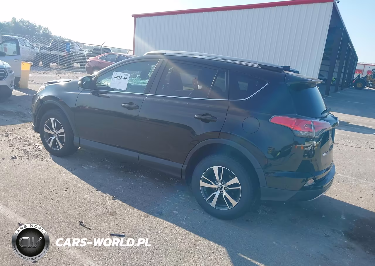 2018 Toyota Rav4 Xle VIN:2T3WFREV8JW408650 - 3