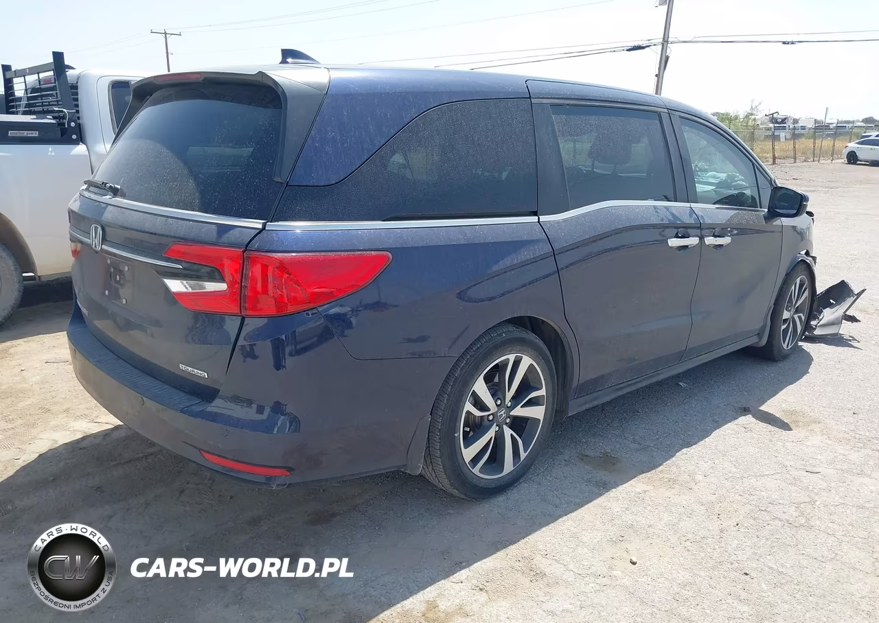 2022 Honda Odyssey Touring VIN:5FNRL6H88NB013602 - 4