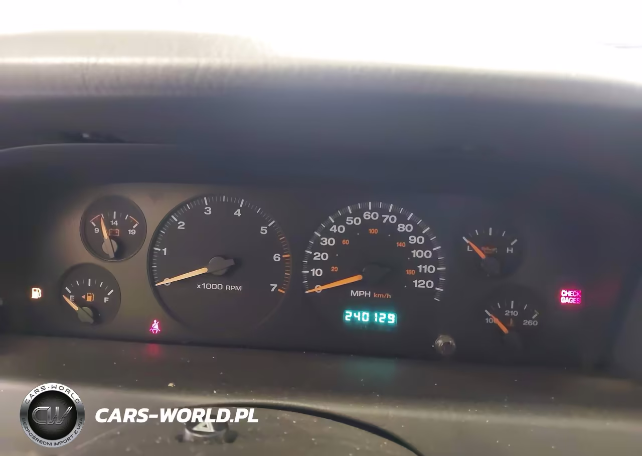 2004 Jeep Grand Cherokee Laredo VIN:1J4GW48S14C221180 - 7