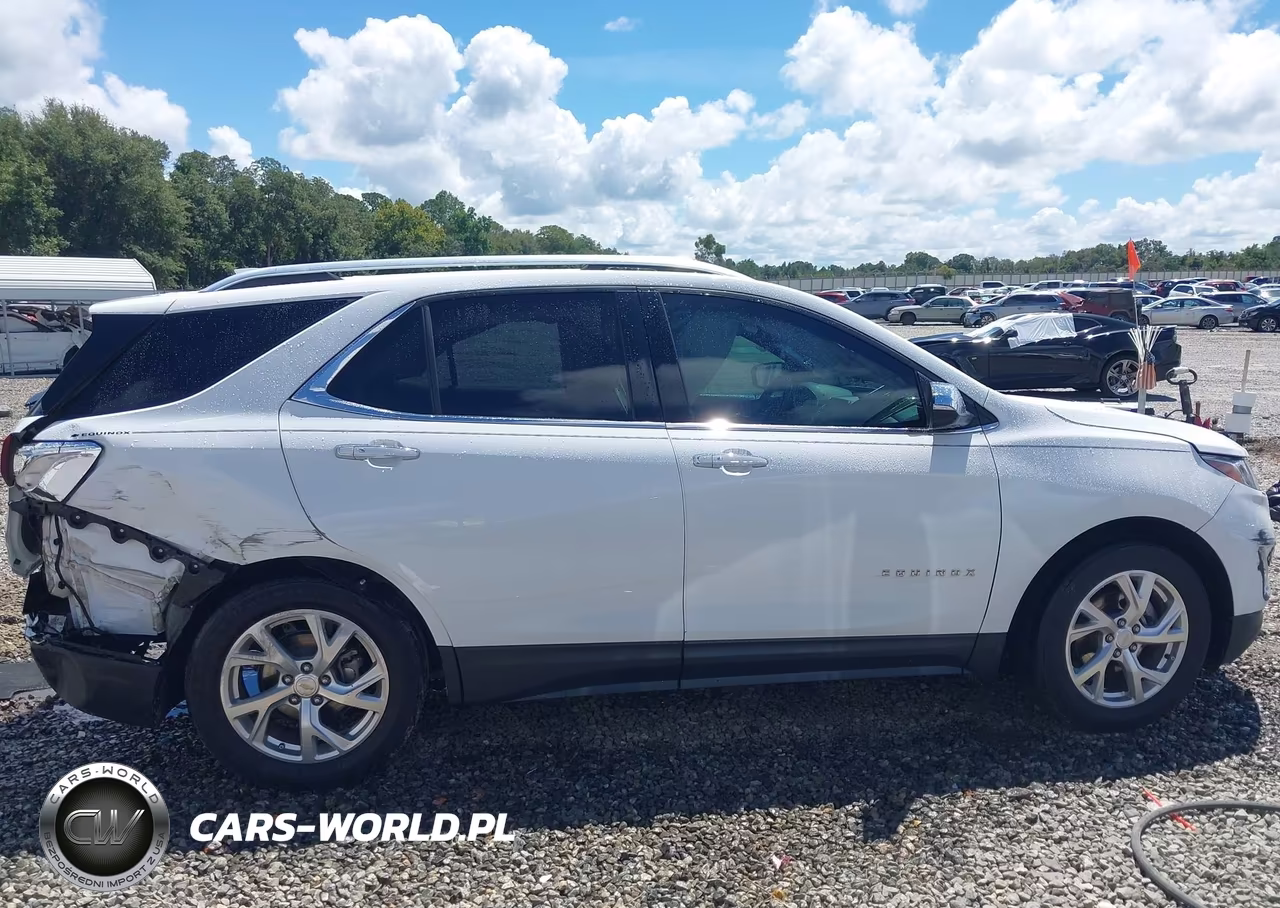 2018 Chevrolet Equinox Premier VIN:2GNAXMEV5J6263709 - 13