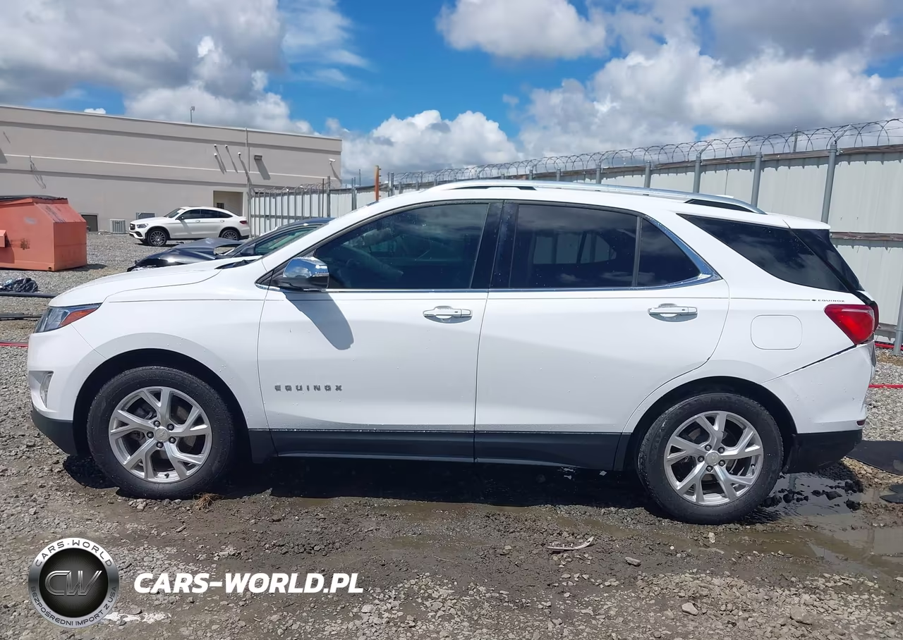 2018 Chevrolet Equinox Premier VIN:2GNAXMEV5J6263709 - 14