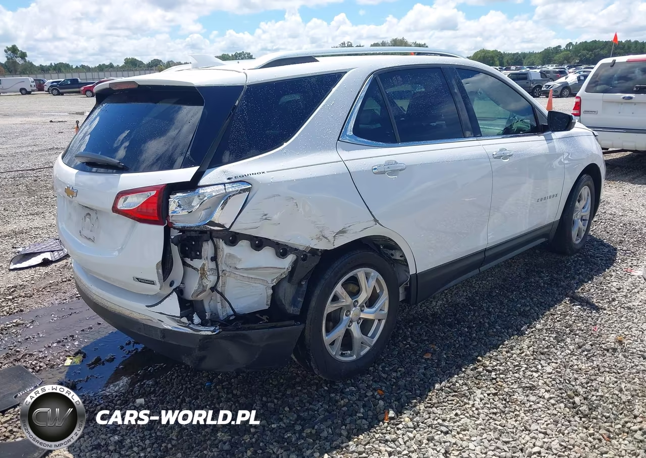 2018 Chevrolet Equinox Premier VIN:2GNAXMEV5J6263709 - 4