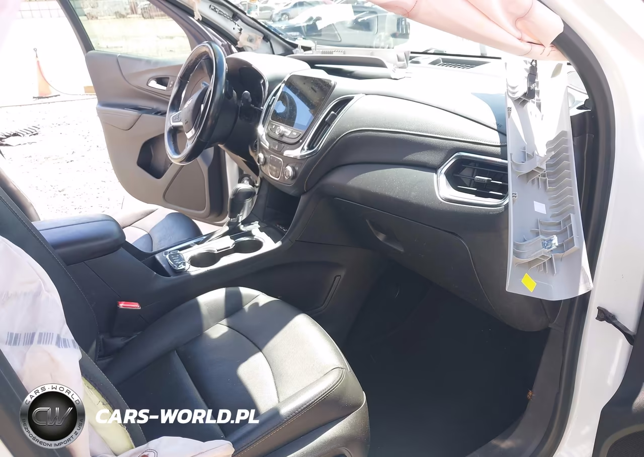 2018 Chevrolet Equinox Premier VIN:2GNAXMEV5J6263709 - 5